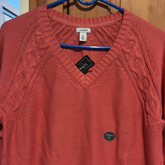 NWT L.L. Bean Double L V-Neck Tunic some cable design Sweater M Reg Mineral Red - Picture 3 of 14
